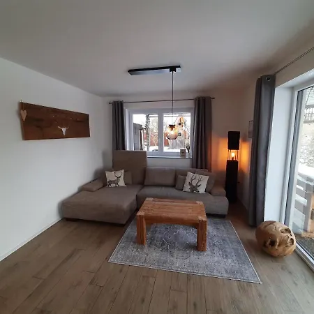 Schwarz I Wald * פרוידנשטאדט